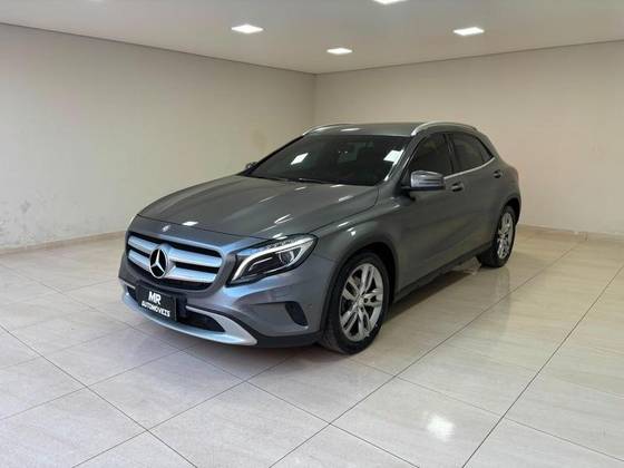 MERCEDES-BENZ GLA 200 1.6 CGI ADVANCE 16V TURBO FLEX 4P AUTOMÁTICO MERCEDES-BENZ GLA 200 1.6 CGI ADVANCE 16V TURBO FLEX 4P AUTOMÁTICO